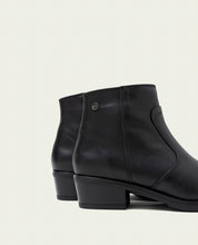 BLACK MIREIA LEATHER ANKLE BOOTS WITH ZIPPER