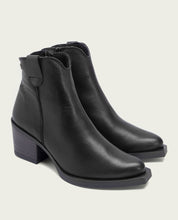 BLACK NATALIA LEATHER COWBOY ANKLE BOOTS WITH ZIPPER