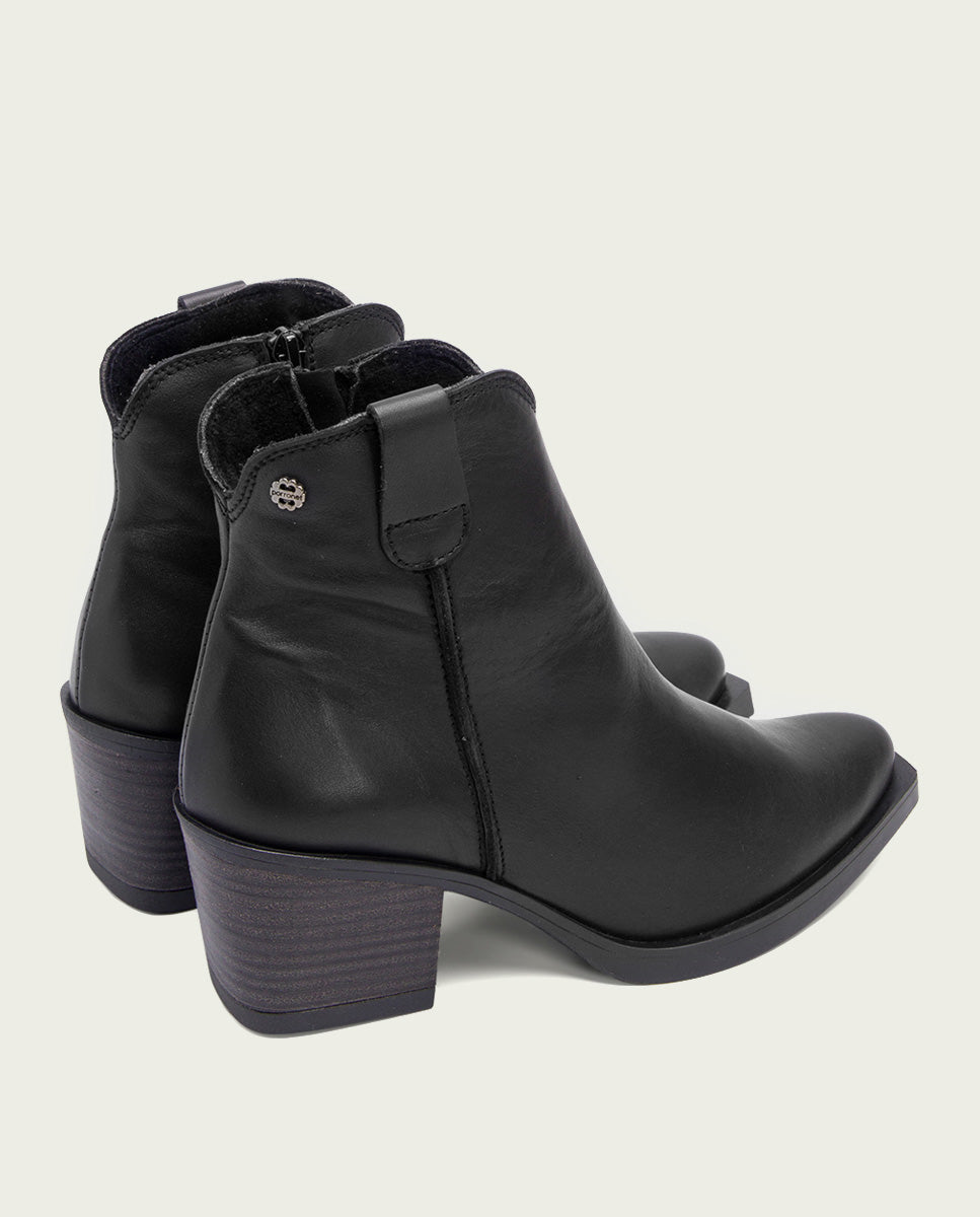 BLACK NATALIA LEATHER COWBOY ANKLE BOOTS WITH ZIPPER
