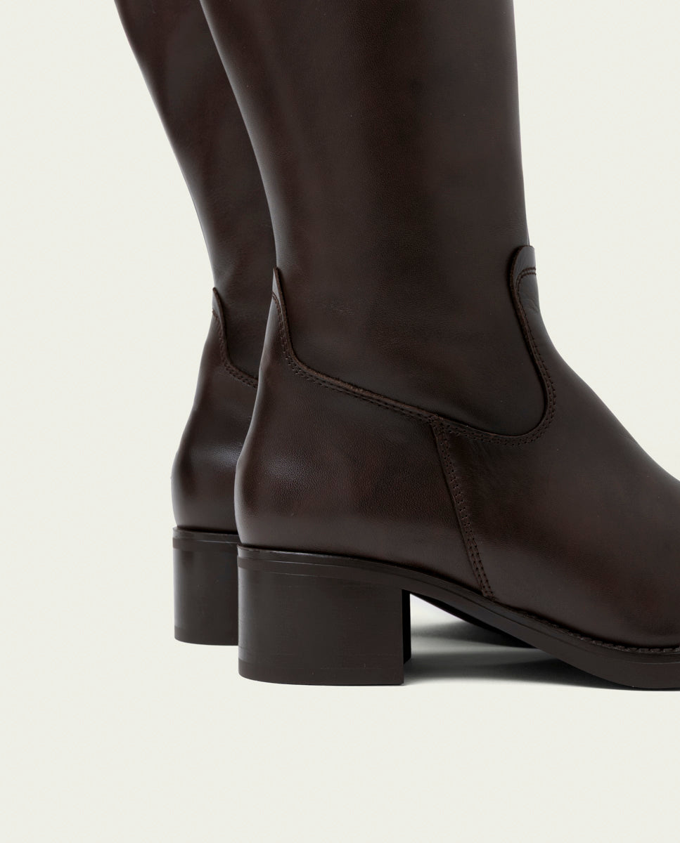 BOTTINES EN CUIR À TALONS OLIVIA MOKA