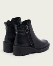 BLACK PAZ LEATHER ZIPPER ANKLE BOOTS