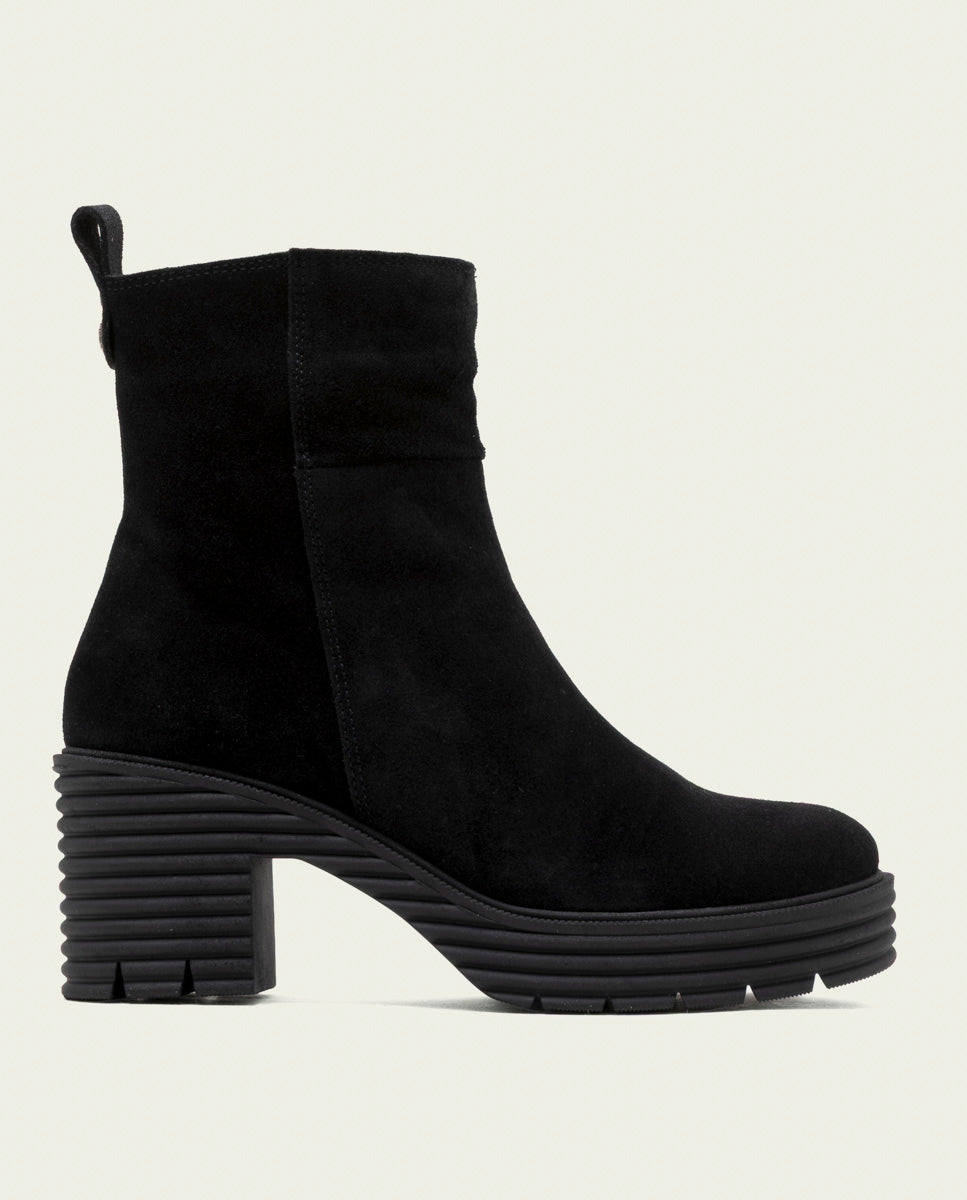 BLACK SALMA LEATHER HEEL ZIPPER ANKLE BOOTS