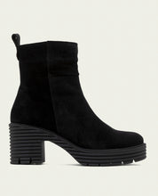 BLACK SALMA LEATHER HEEL ZIPPER ANKLE BOOTS