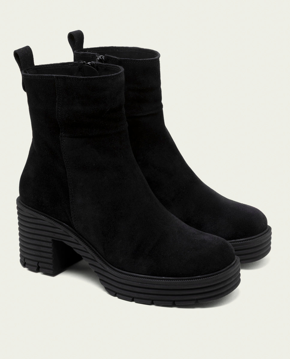 BLACK SALMA LEATHER HEEL ZIPPER ANKLE BOOTS