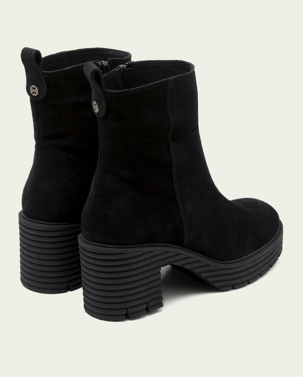 BLACK SALMA LEATHER HEEL ZIPPER ANKLE BOOTS