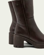 MOKA SONIA LEATHER ZIPPER BOOTS