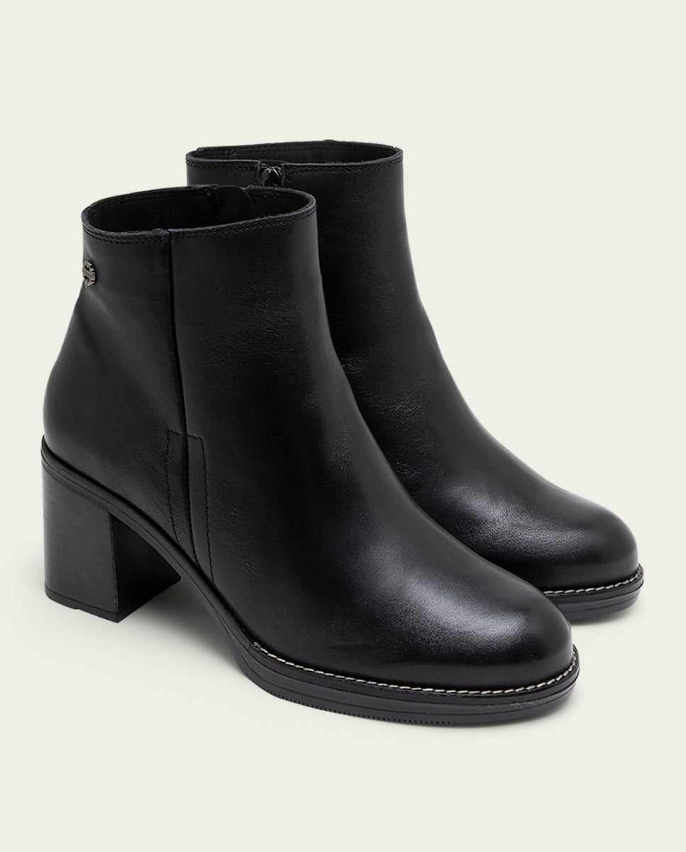 BLACK TERESA LEATHER HEEL ANKLE BOOTS