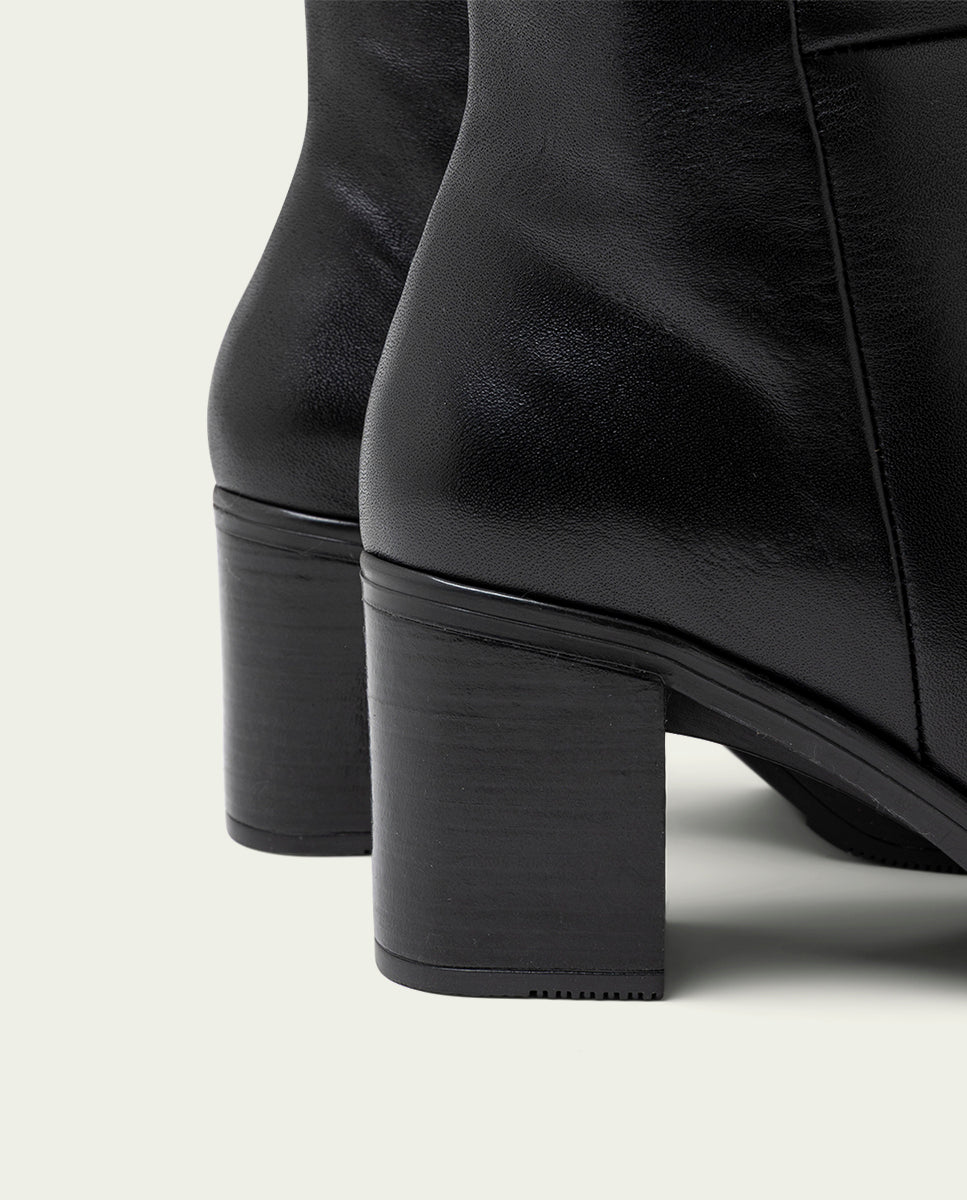Triana Noir Leather Heeled Boots