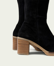 Tina Noir Leather Heeled Boots