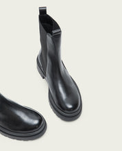 NAÍN BLACK LEATHER TRACK-SOLE CHELSEA BOOTS