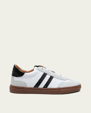 CHLOE WHITE AND BLACK LEATHER SNEAKERS