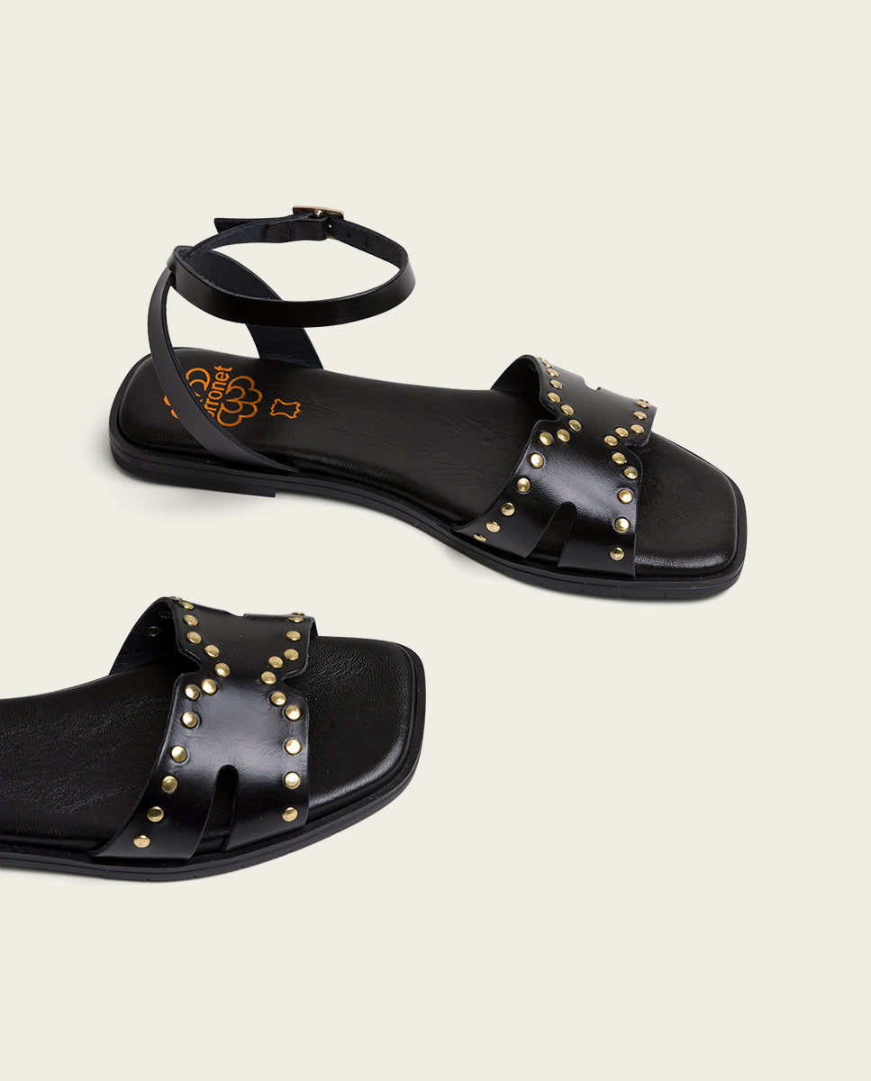 STUDDED BLACK LEATHER FLAT SANDAL VIKA