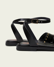 STUDDED BLACK LEATHER FLAT SANDAL VIKA