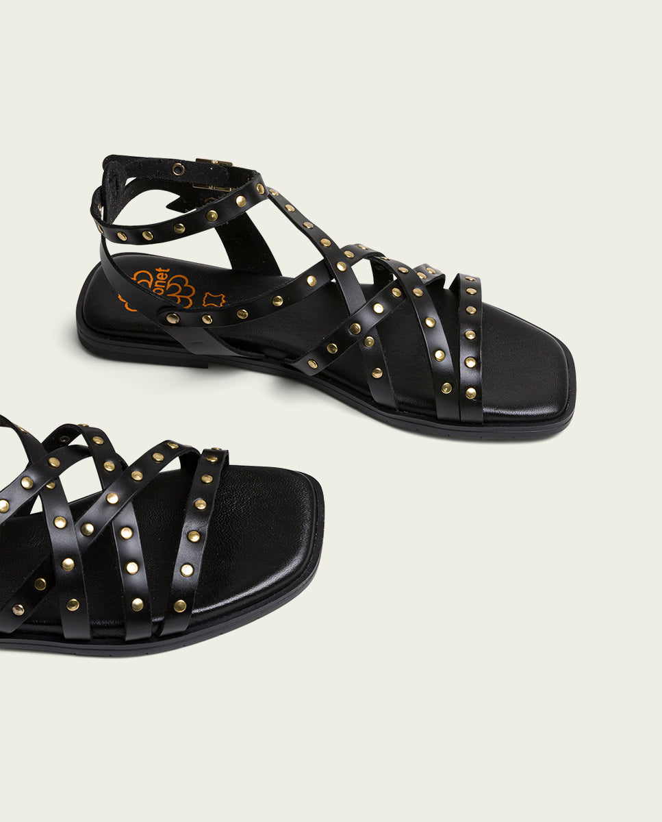 STUDDED BLACK LEATHER FLAT SANDAL VERNA